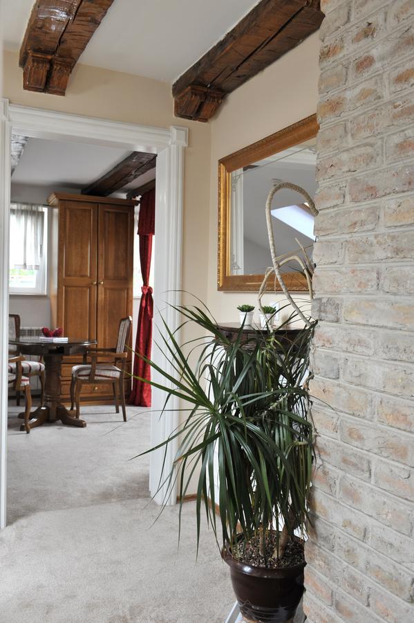 Hotel Latinski Most ซาราเยโว ภายนอก รูปภาพ