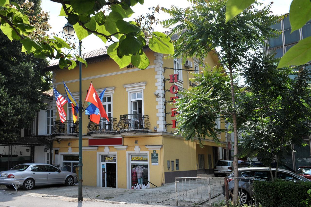 Hotel Latinski Most ซาราเยโว ภายนอก รูปภาพ
