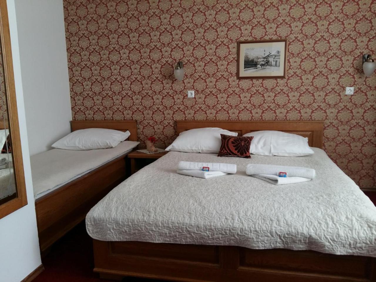 Hotel Latinski Most ซาราเยโว ภายนอก รูปภาพ