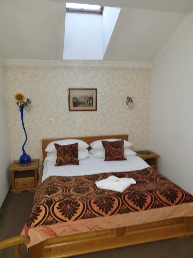 Hotel Latinski Most ซาราเยโว ภายนอก รูปภาพ